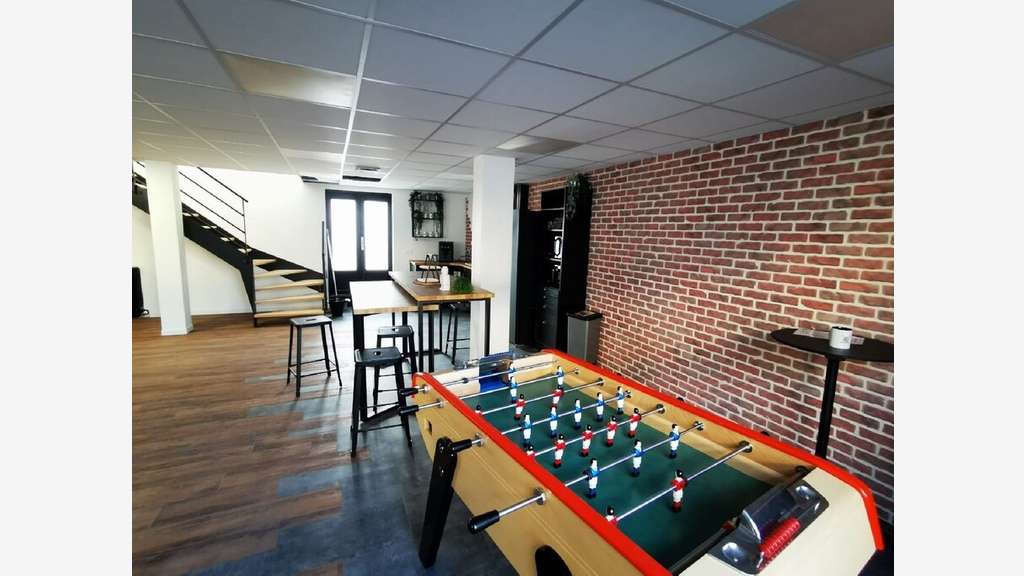 À louer – Espace de coworking et bureaux privés de