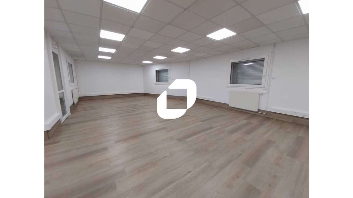 A louer Bureaux 50m² Trappes