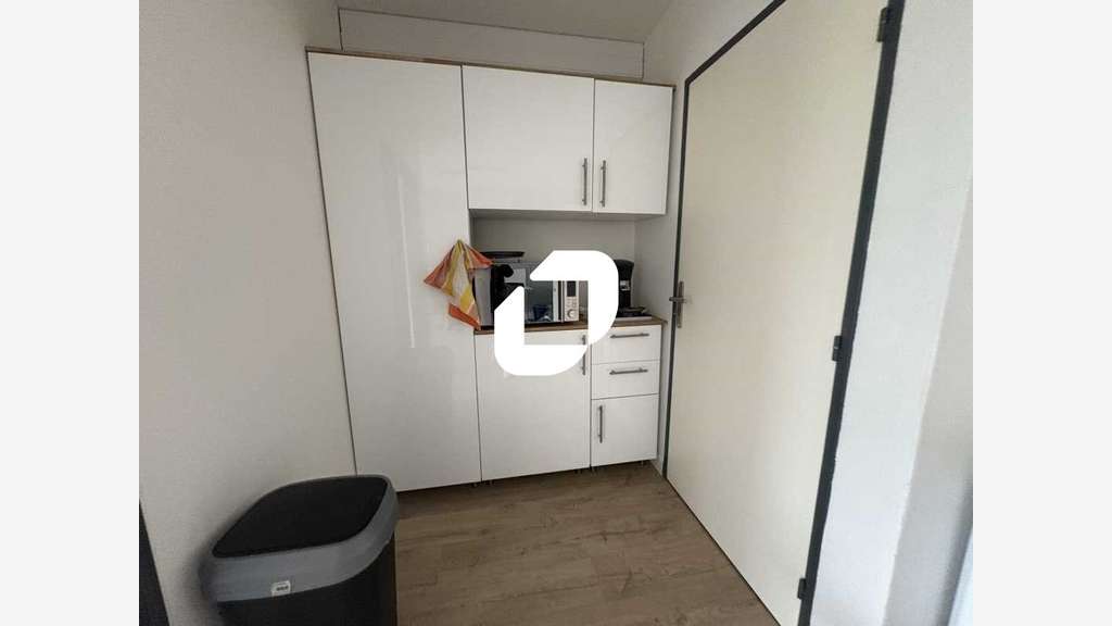 A louer Bureaux 40m² Trappes