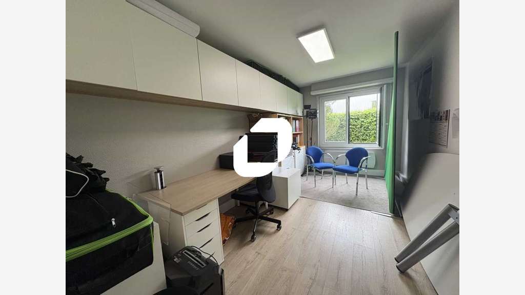 A louer Bureaux 40m² Trappes
