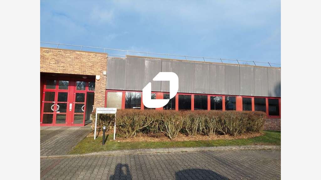 A louer Bureaux 358m² Trappes