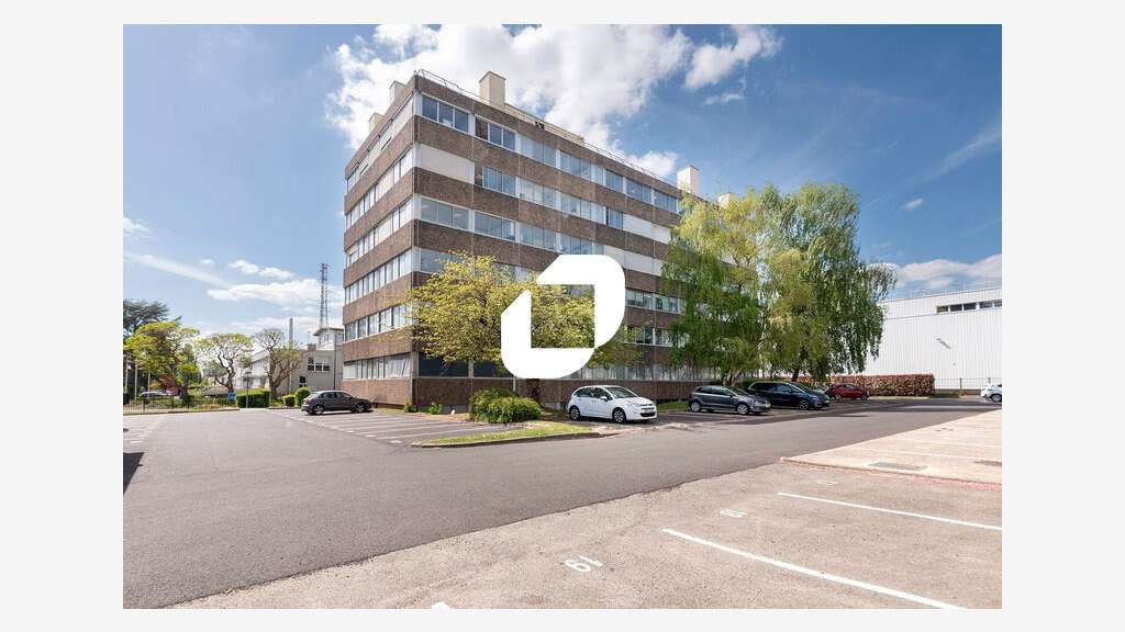A louer Bureaux 502m² Trappes