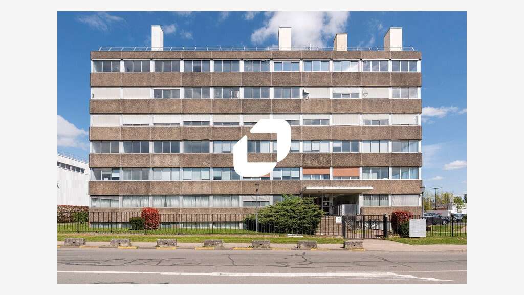 A louer Bureaux 502m² Trappes
