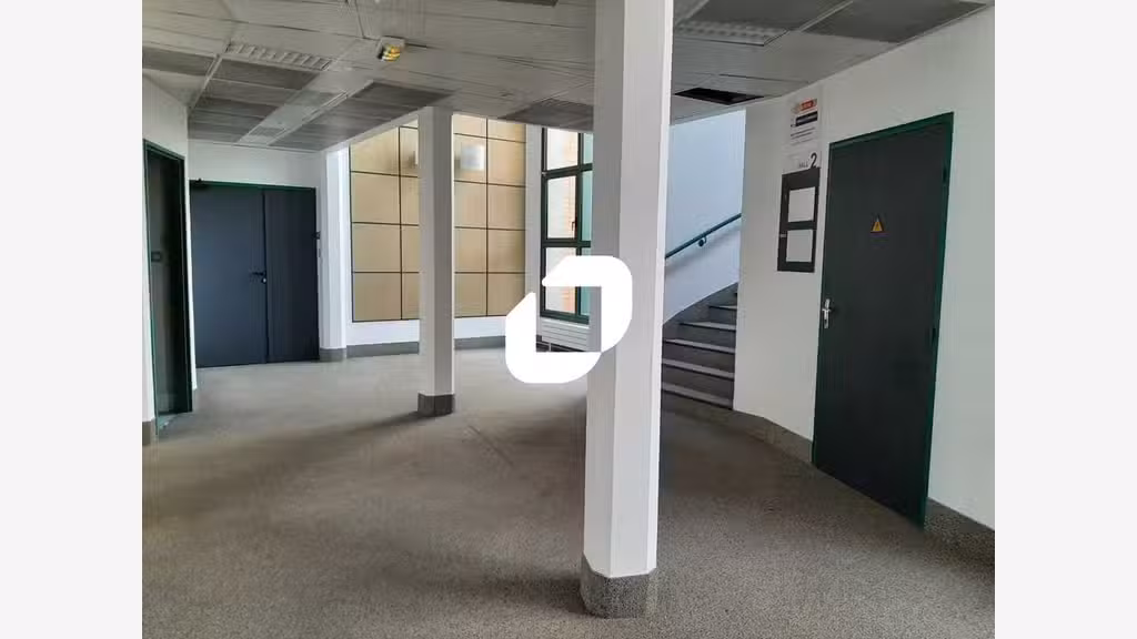 A louer Bureaux 206m² Trappes