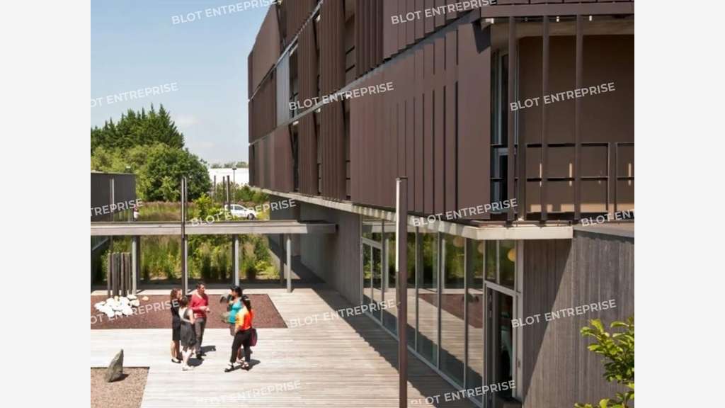 A louer bureaux avec services de 25m² à Trégueux