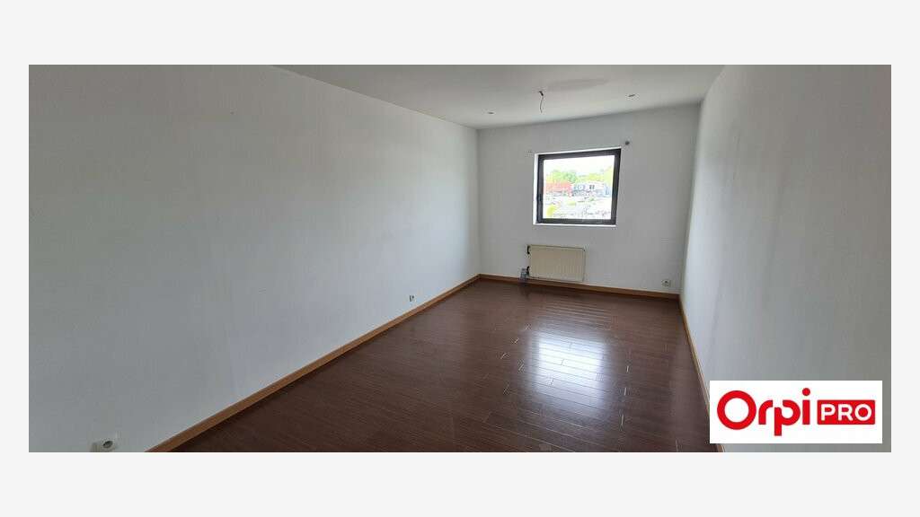 A louer bureaux 220m² empl proche RN12 Trégueux