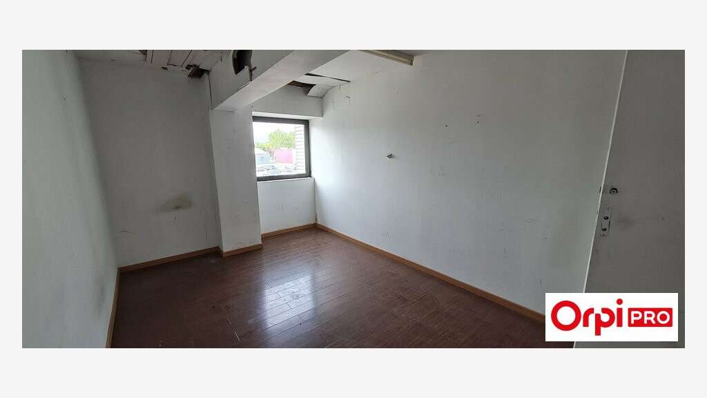 A louer bureaux 220m² empl proche RN12 Trégueux