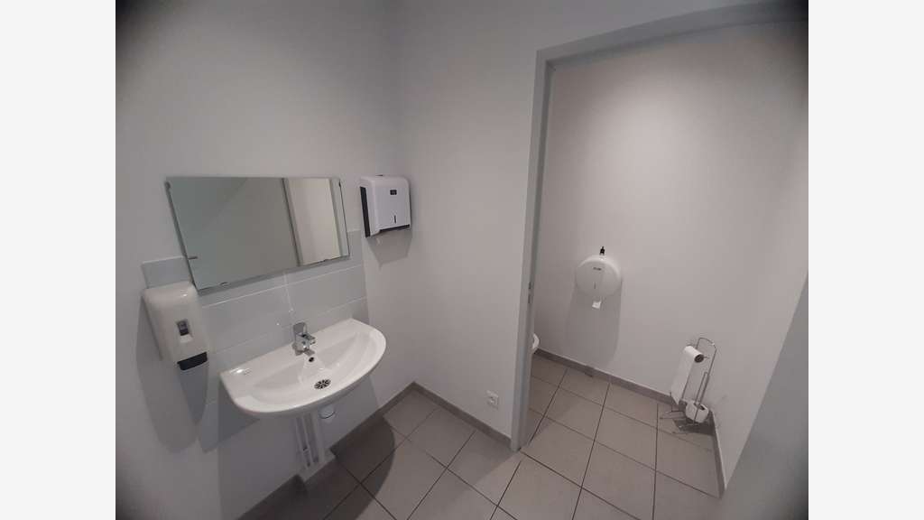A louer bureaux état neuf de 88m² à Treillières
