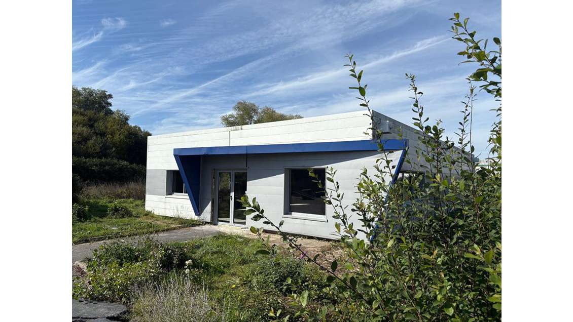 A louer local professionnel 90m² à Trélazé