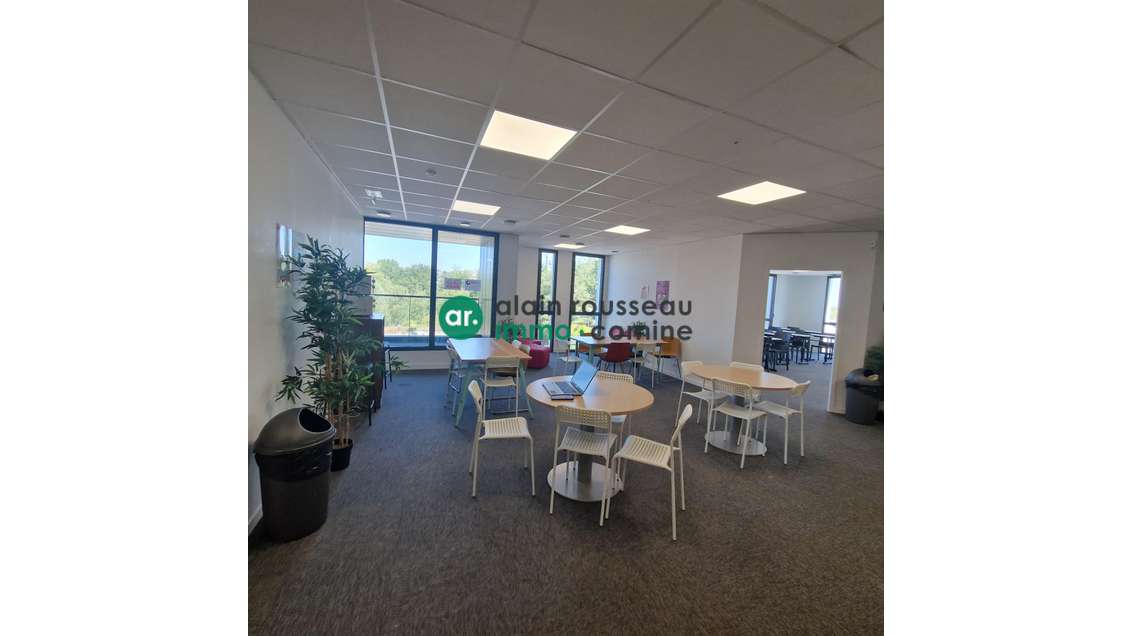 A LOUER bureaux Trélazé