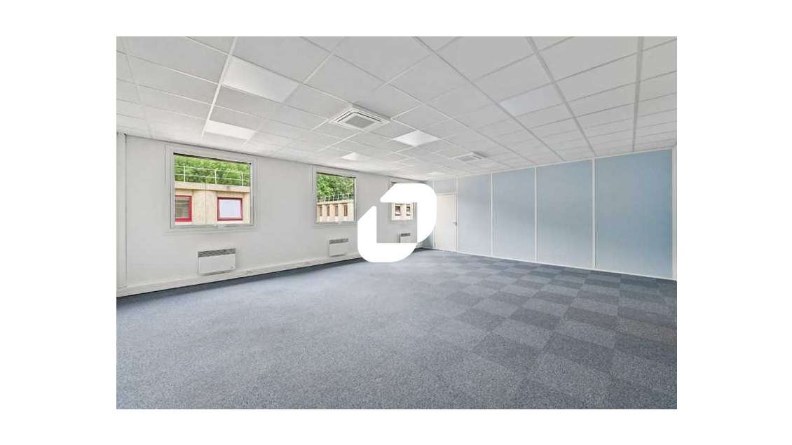 A louer Bureaux 165m² Tremblay en france