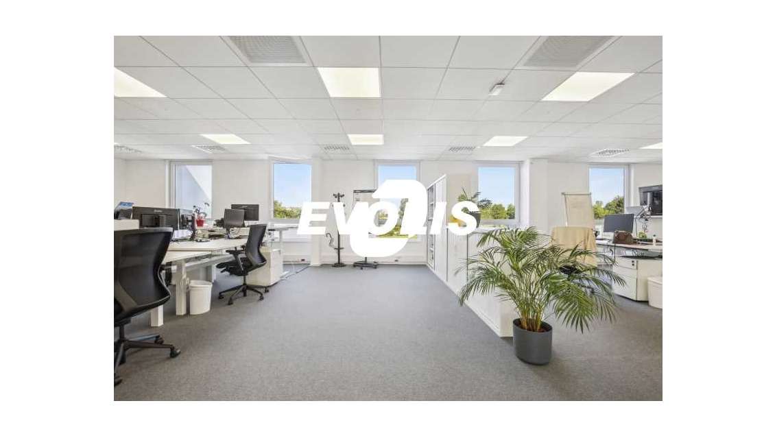 A louer Bureaux 535m² Tremblay en france