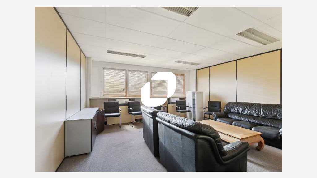 A louer Bureaux 200m² Tremblay en france