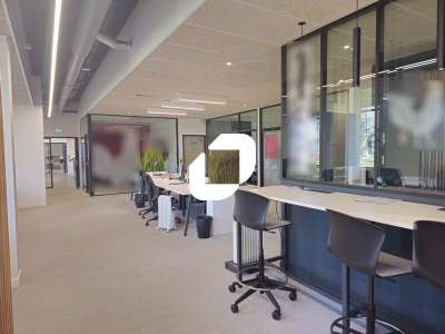 A louer Bureaux 998m² Tremblay en france