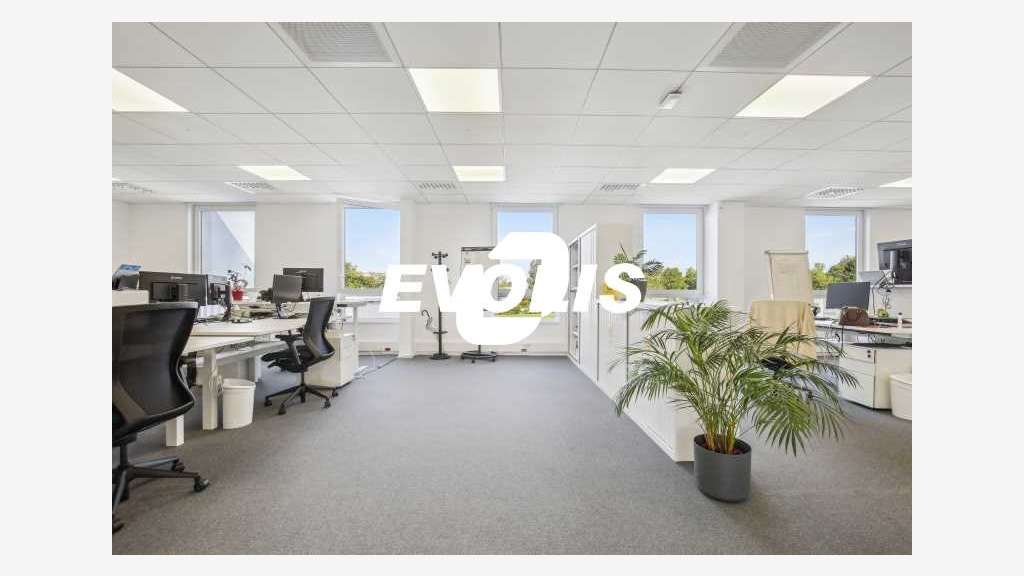 A louer Bureaux 535m² Tremblay en france