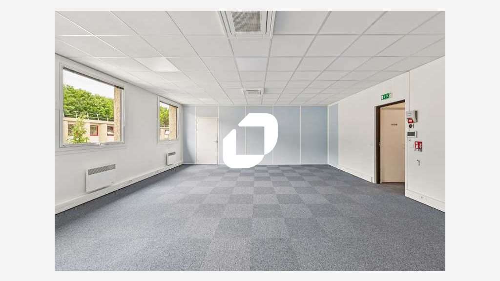 A louer Bureaux 165m² Tremblay en france