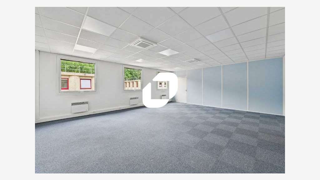 A louer Bureaux 165m² Tremblay en france
