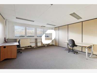 A louer Bureaux 490m² Tremblay en france