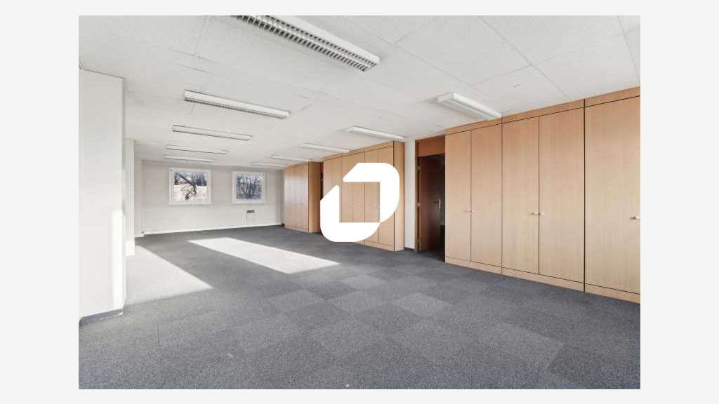 A louer Bureaux 200m² Tremblay en france
