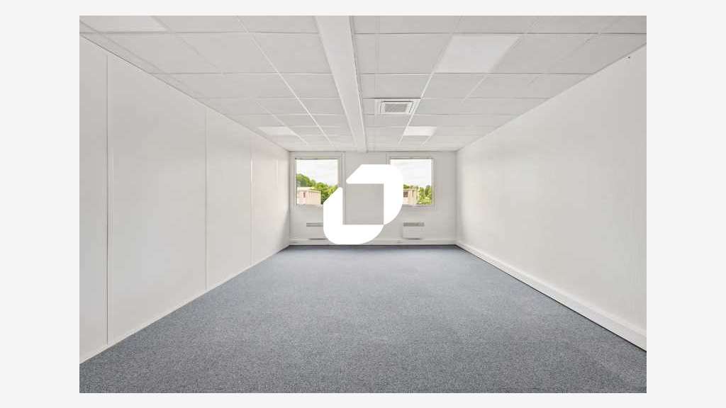 A louer Bureaux 165m² Tremblay en france