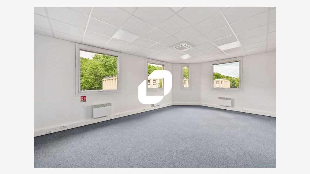 A louer Bureaux 165m² Tremblay en france