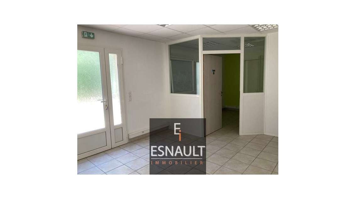 A louer bureaux 110m² à Montpellier grand M 