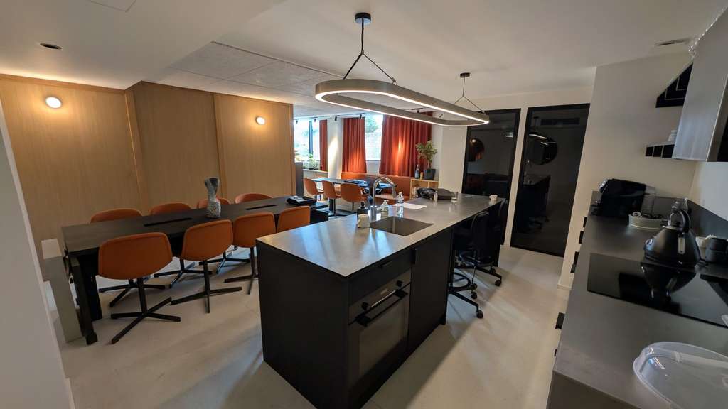 A louer bureaux premium centre bourg Vannes Ouest