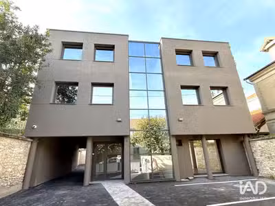 A louer bureaux très lumineux 430m² à Melun