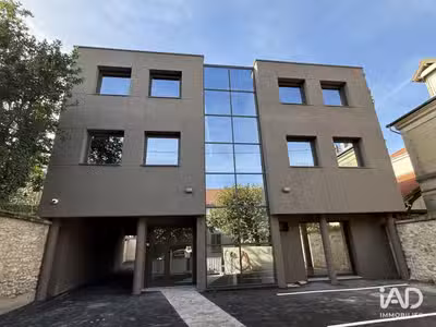 A louer bureaux très lumineux 430m² à Melun