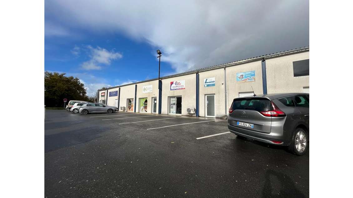 Bureaux 34m² à louer proche rocade à Tresses