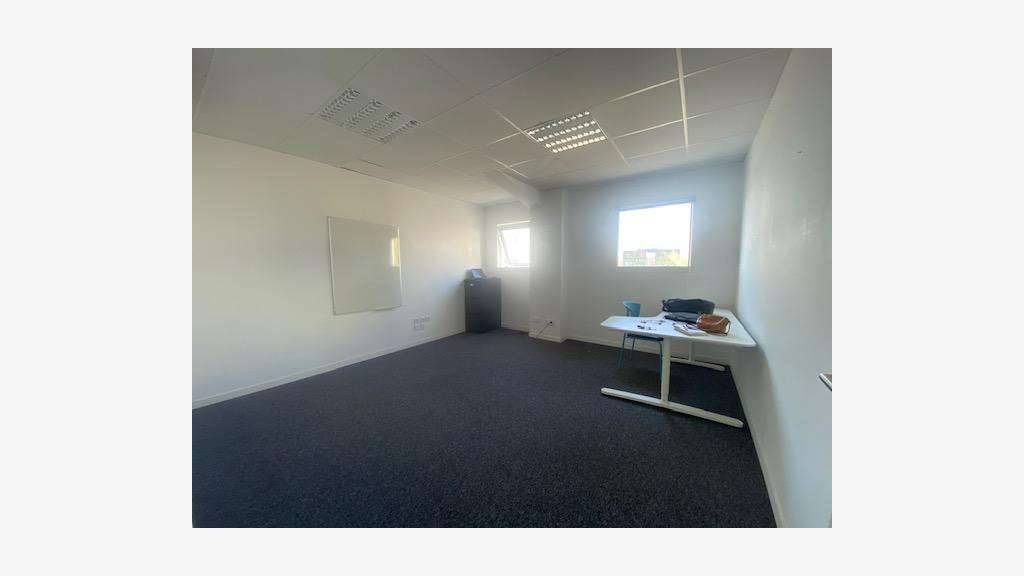 A louer bureaux à Tresses Zone Fénelon 