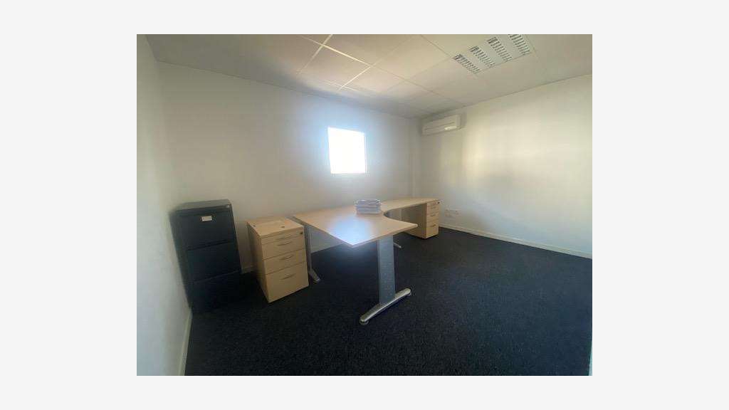 A louer bureaux à Tresses Zone Fénelon 
