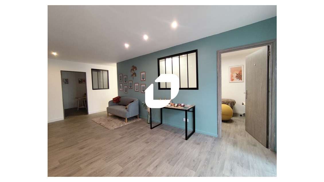 A louer Bureaux 72m² Tresses