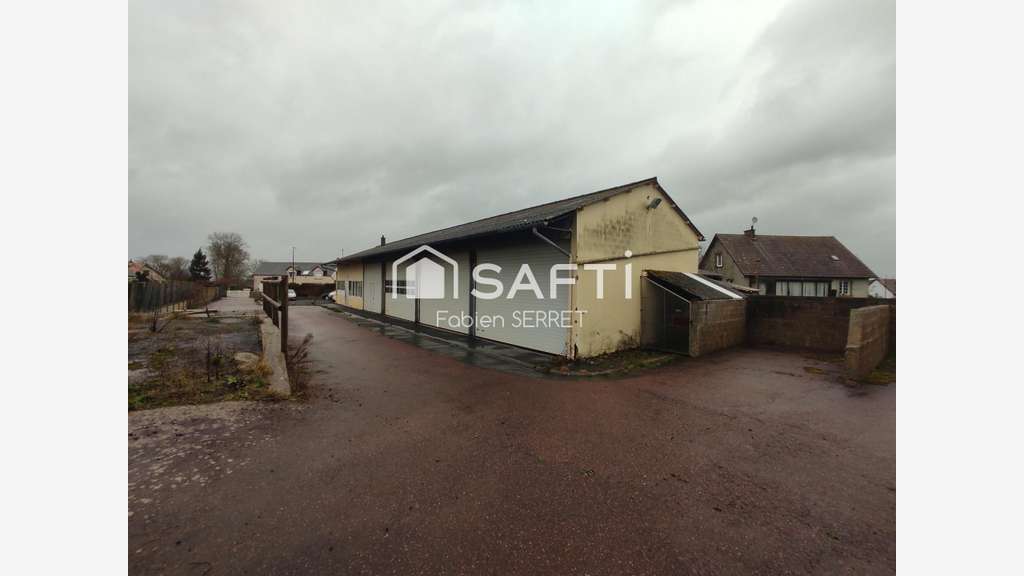 A louer bâtiment bureaux 232m² à Trévières