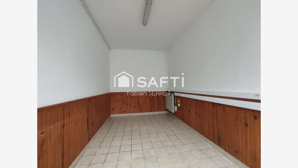 A louer bâtiment bureaux 232m² à Trévières