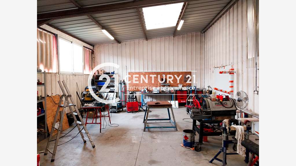 A louer bureau 350m² sur deux niveaux à Trignac