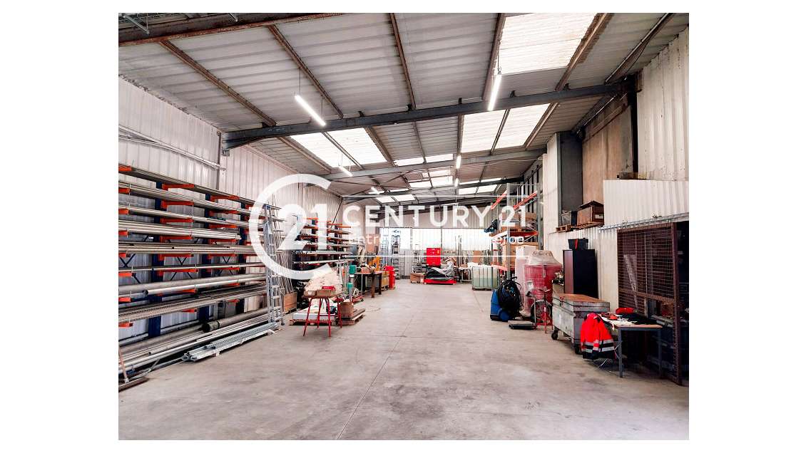 A louer bureau 350m² sur deux niveaux à Trignac