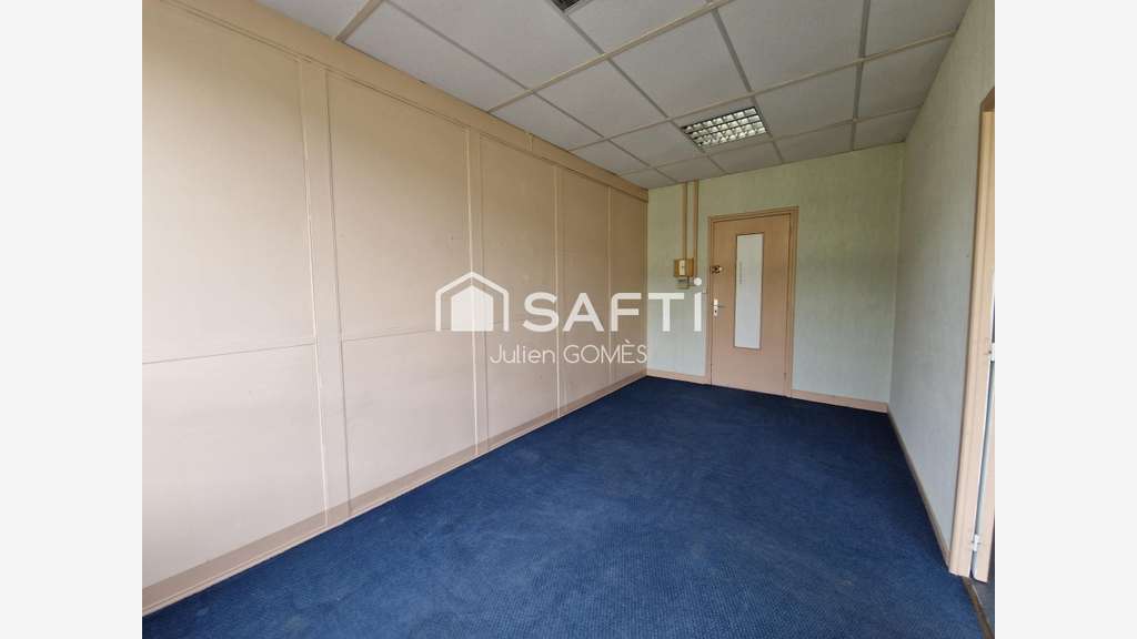 Bureau 2 pièces de 45m² R+1 à louer à Trilport
