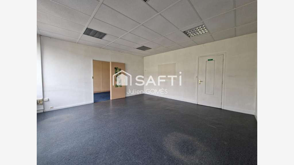 Bureau 2 pièces de 45m² R+1 à louer à Trilport
