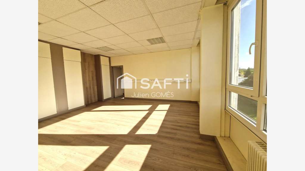 Bureau 2 pièces de 45m² à louer à à Trilport