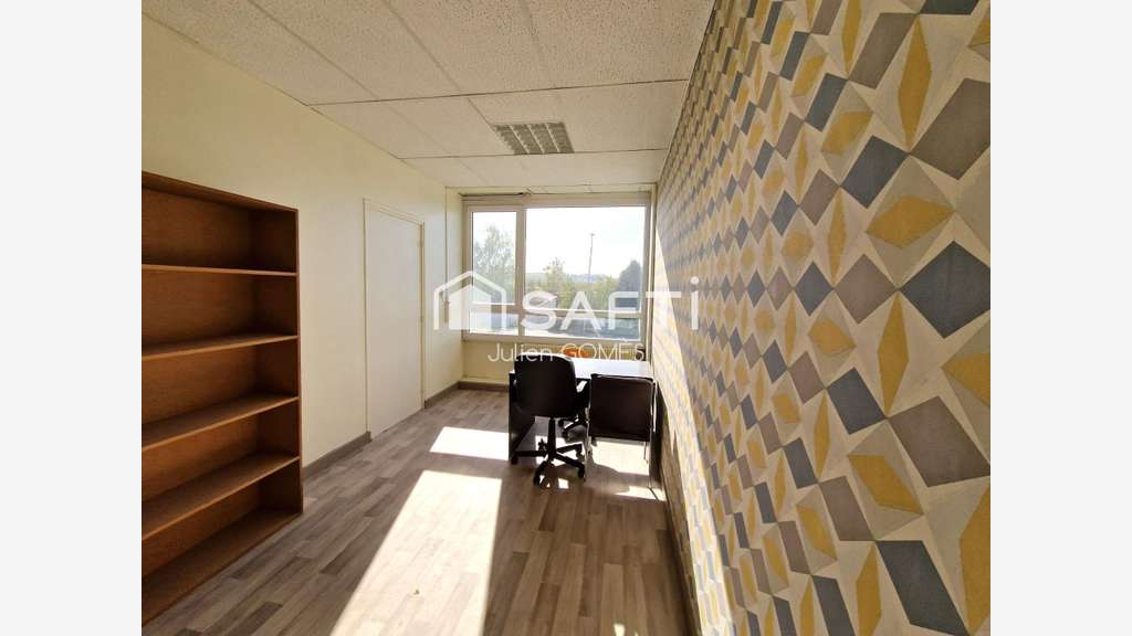 Bureau 2 pièces de 45m² à louer à à Trilport
