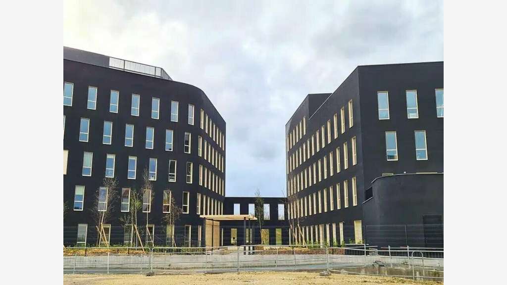 Bureaux 356m² à vendre ou à louer à Troyes (10)