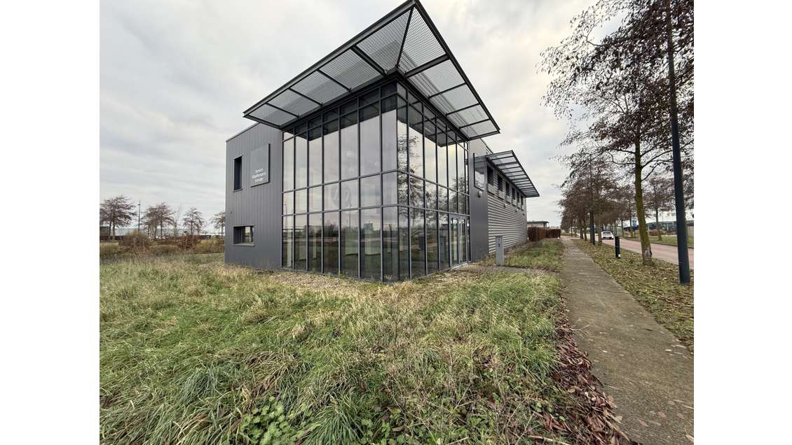 A louer locaux commerciaux de 661m² à Troyes