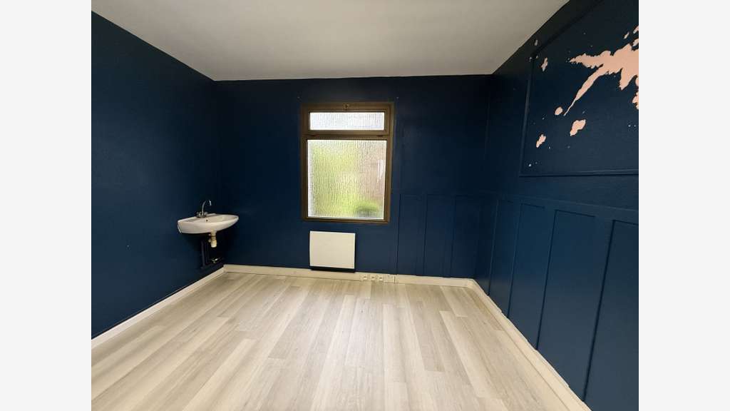 A louer bureaux 100m² proche Clinique de Champagne