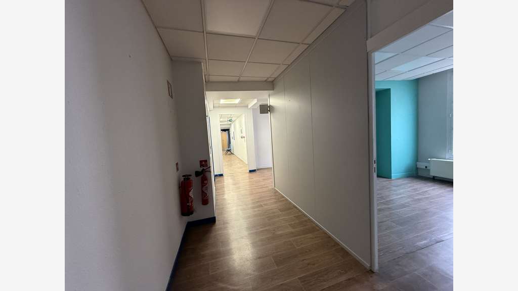 Bureaux 210m² accès PMR - Rue Emile Zola à Troyes