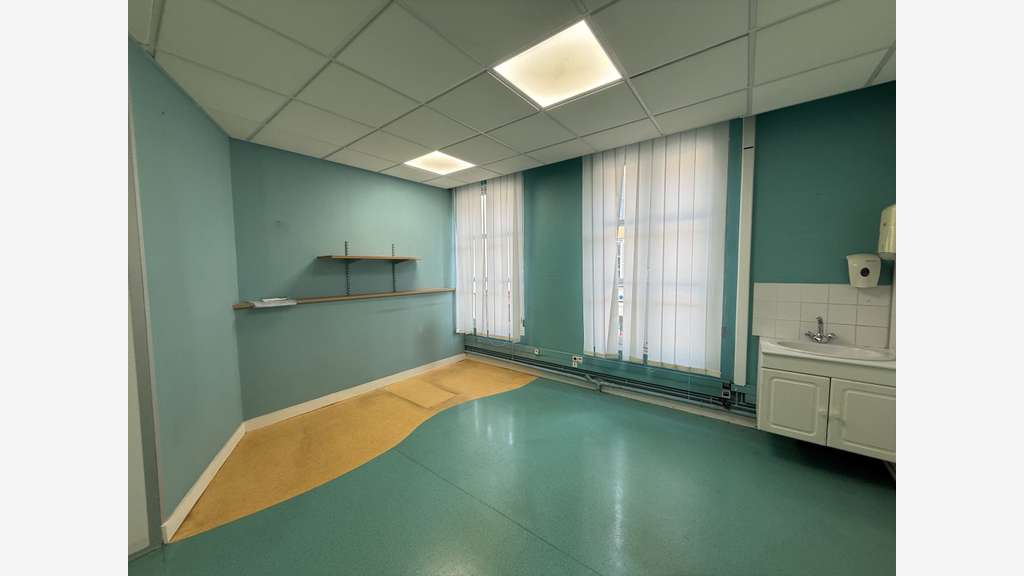 Bureaux 210m² accès PMR - Rue Emile Zola à Troyes