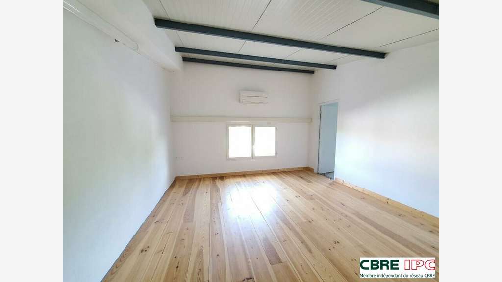 Location bureaux 200m² à Ustaritz
