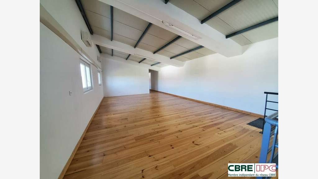 Location bureaux 200m² à Ustaritz