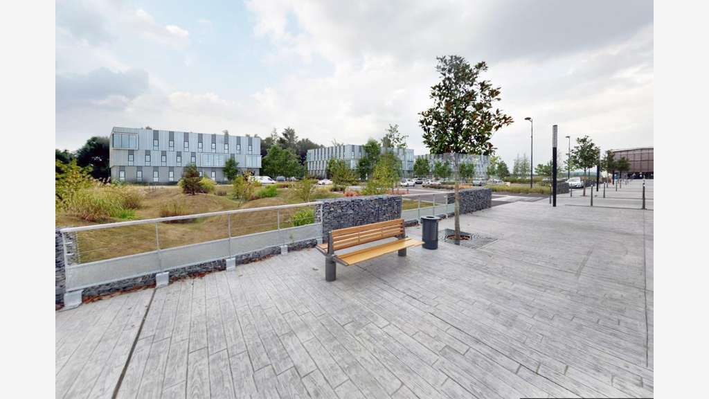 A louer bureaux à partir de 150 m² à Val-de-Reuil