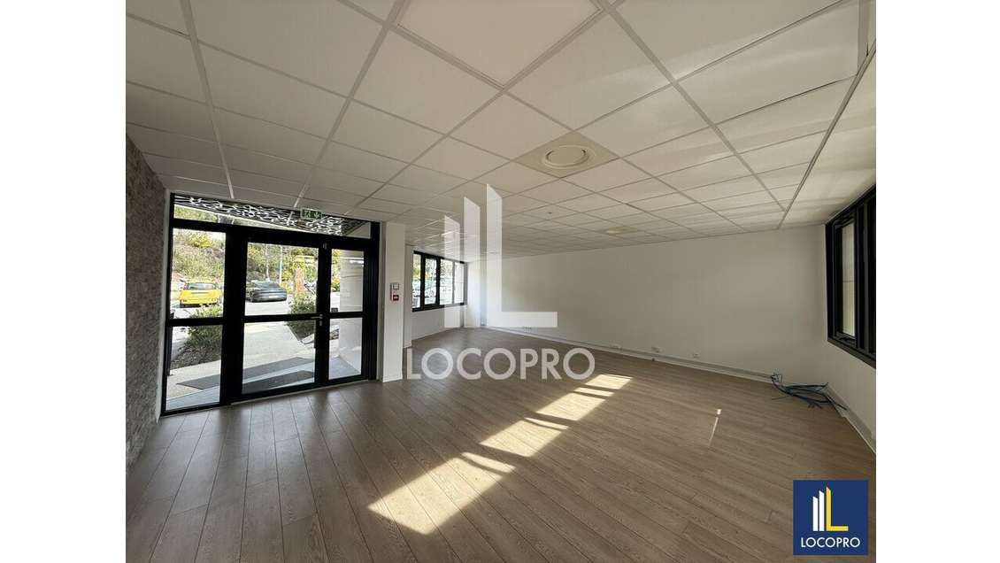 Location bureaux 94m² à Sophia-Antipolis